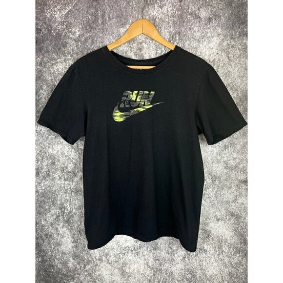 Nike Black and Green Swoosh Athletic Cut "Run" T Shirt Men's Medium - Picture 1 of 12